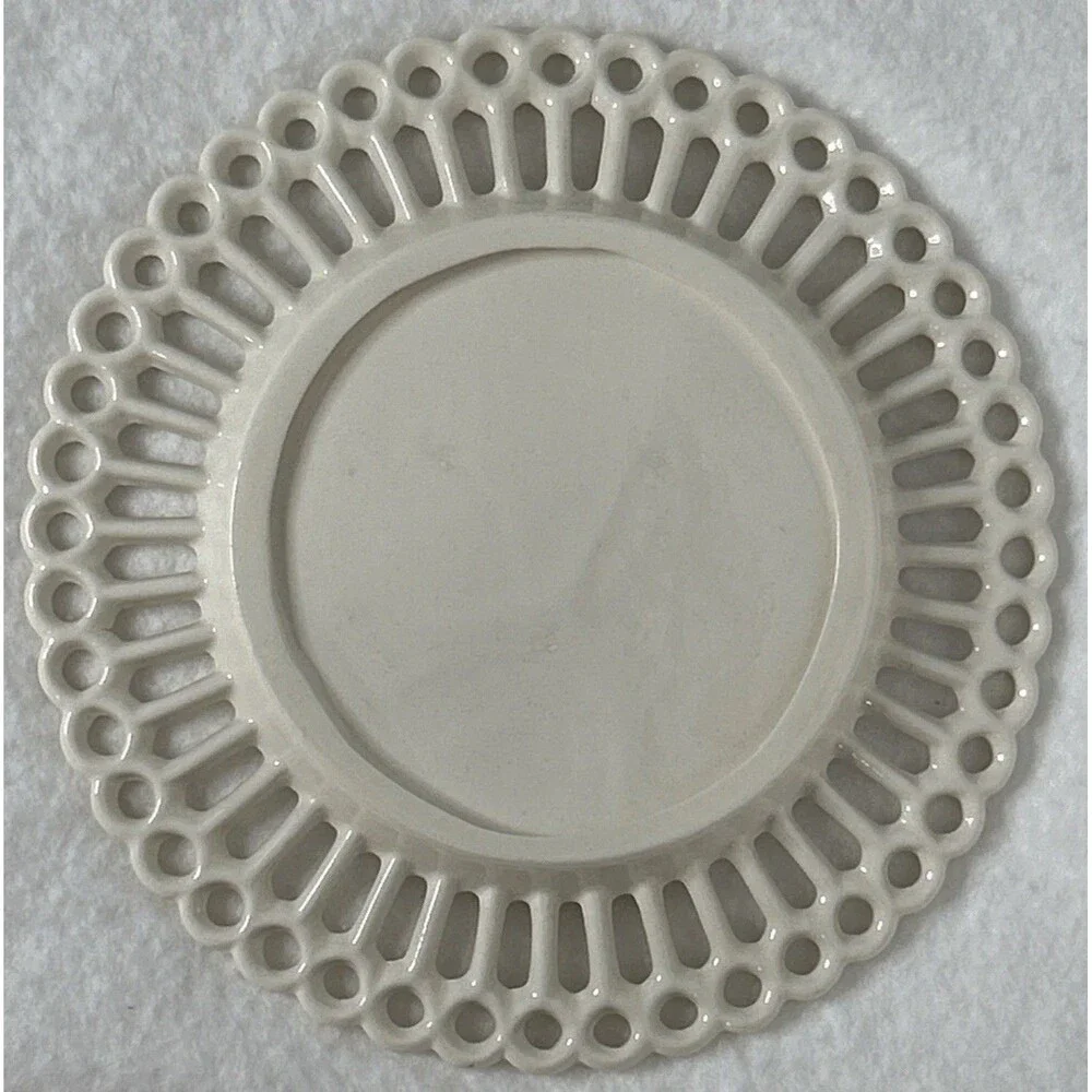 Vintage Milk Glass Ribbon lace edge Dessert Salad Plates Set Of 2 Ivory White